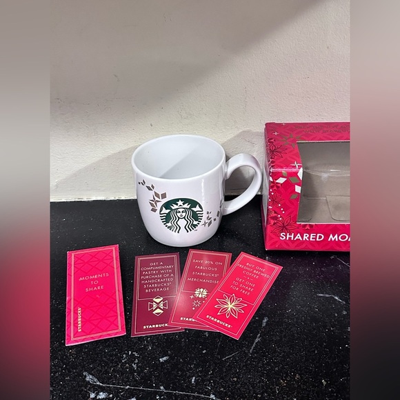 2013 Starbucks Christmas Coffee Mug Shared Moments Collectible NIB - Picture 5 of 5